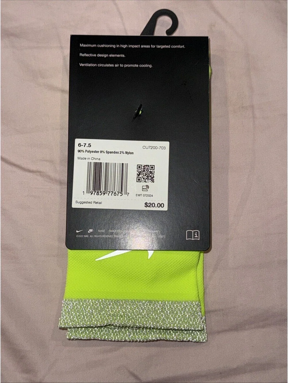 Nike Spark Lightweight Reflective Crew Socks Gym Workout Volt Neon Unisex M NEW